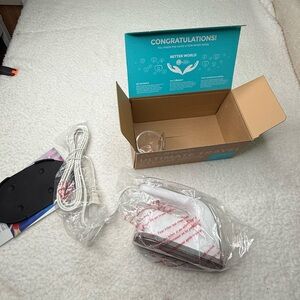 ULTÍMATE TRAVEL STEAM IRON  Model NV-302 Pur Steam One Size‎